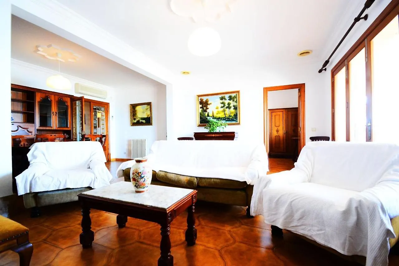 Apartment In Carrer Cartago El Arenal