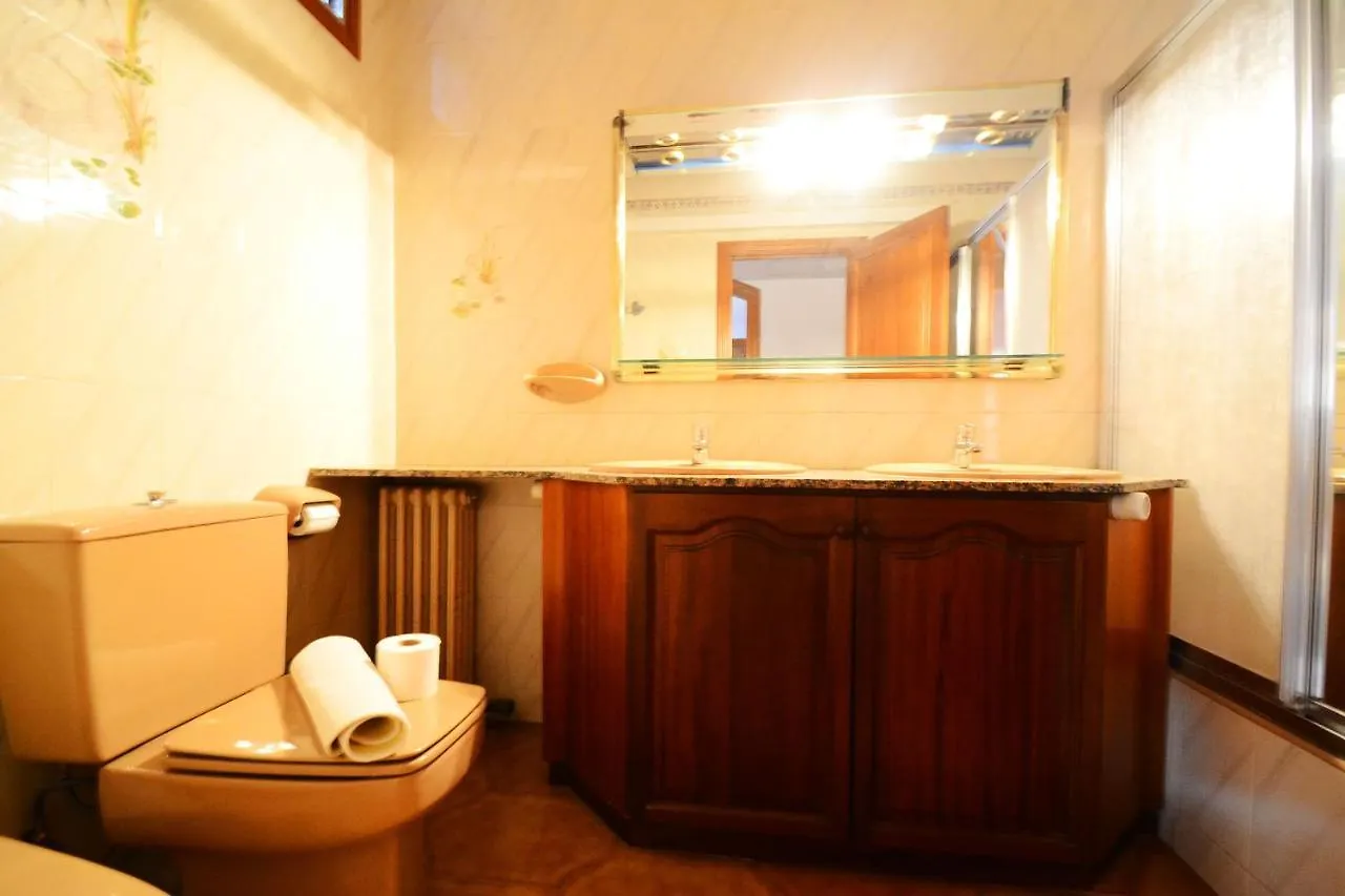 Apartment In Carrer Cartago El Arenal  0*, El Arenal (Mallorca)